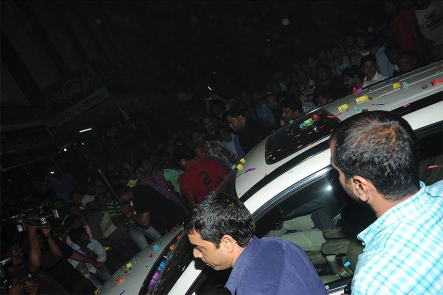 Yevadu-Trailer-Launch-at-Sandhya-70MM